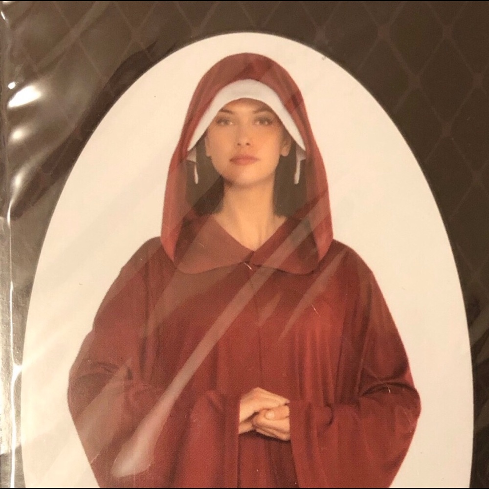 Handmaid’s Tale Costume! Red robe + bonnet